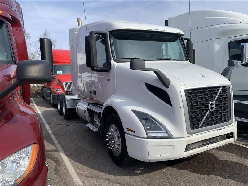 2019 Volvo VNR640 (For Sale) | 61" Sleeper | #252539