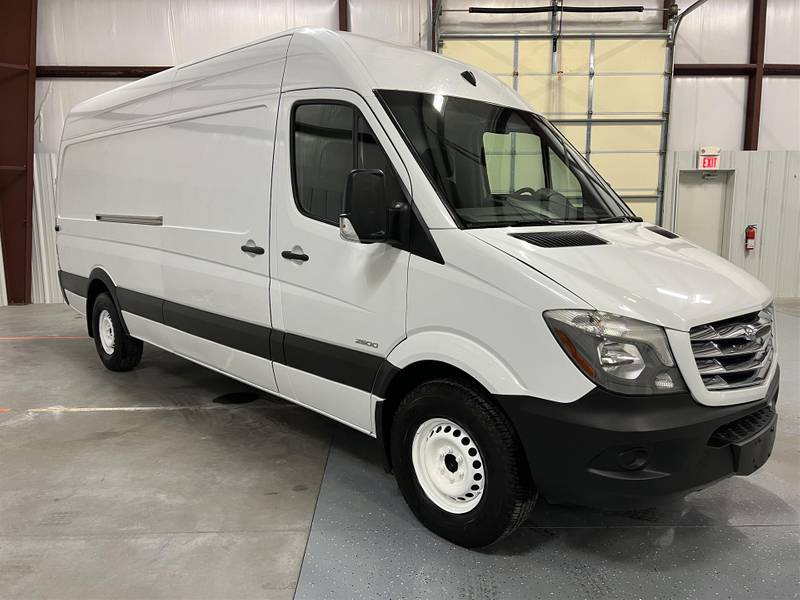 2015 Freightliner Sprinter 2500 (For Sale) | Cargo Van | Non CDL | #MT1007