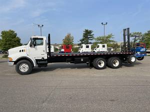 2001 STERLING TRUCK LT9500 - Cab & Chassis