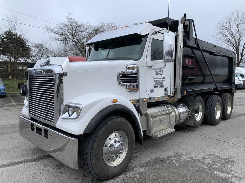 2017 Freightliner 122SD (For Sale) | Dump | #HP9682