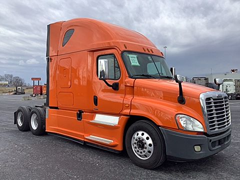 2016 Freightliner Cascadia (For Sale) 72" Sleeper 19792