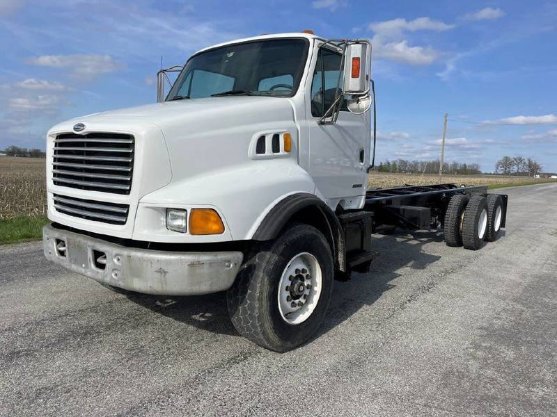 2000 Sterling LT9500 (For Sale) | Cab & Chassis | #7371