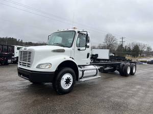 2004 Freightliner M2 - Cab & Chassis