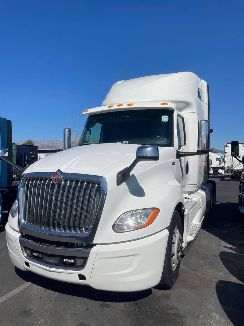 2018 International LT625 (For Sale) | 76