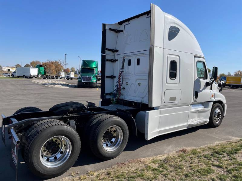 freightliner of kalamazoo michigan