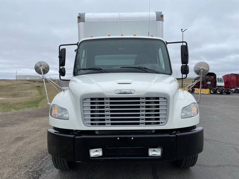 2014 Freightliner M2 106 For Sale | 24' Box | Non CDL | #R46470