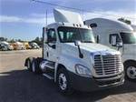 2016 Freightliner CASCADIA - Day Cab