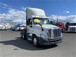 2016 Freightliner CASCADIA - Day Cab