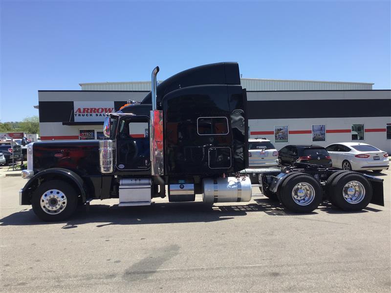 2017-peterbilt-389.2.jpg 2017-peterbilt-389.2.jpg
