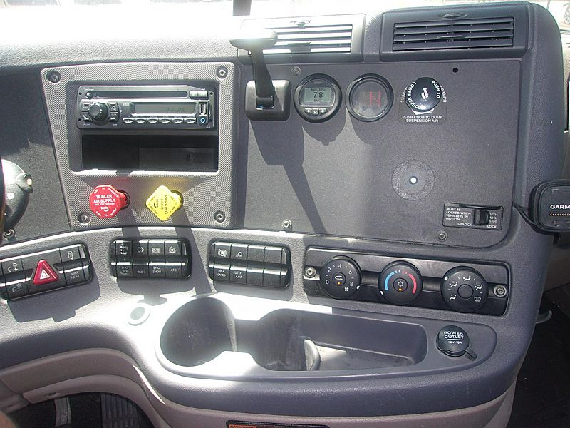 2015 Freightliner Cascadia