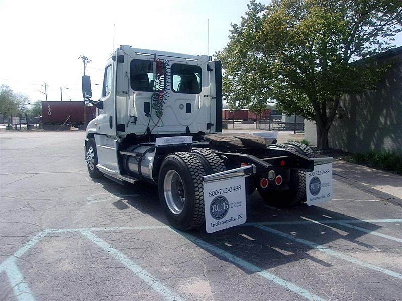 2015 Freightliner Cascadia