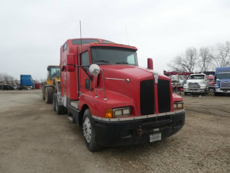 1997 Kenworth T600 (For Sale) | mid Sleeper | #9935