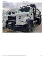 2013 Mack GU813E - Dump Truck