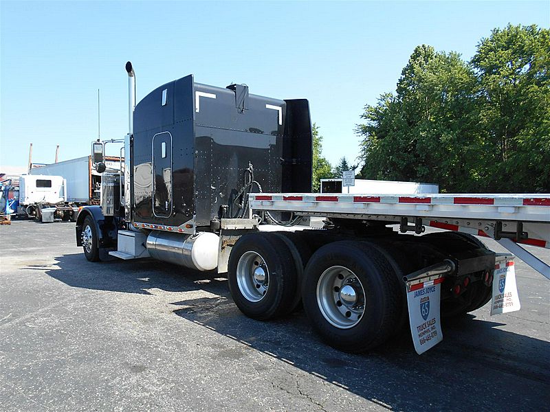 2007 Peterbilt 379