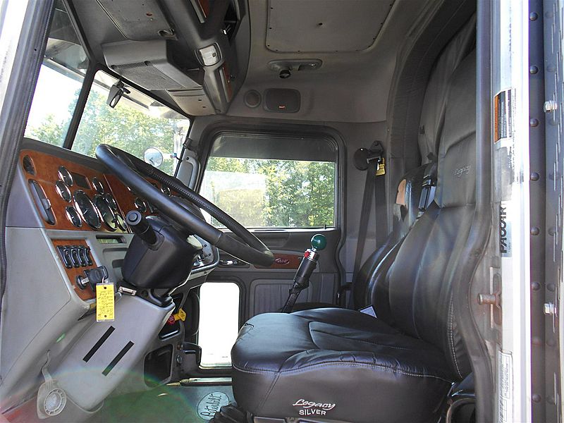 2007 Peterbilt 379