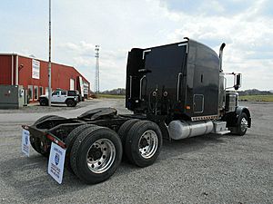 2007 Peterbilt 379 - Sleeper Truck