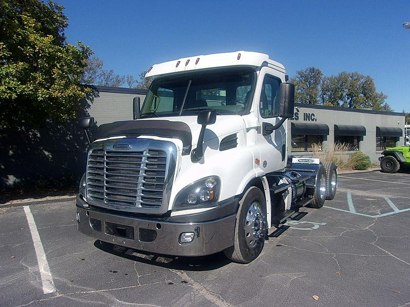 2016 Freightliner Cascadia