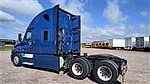 2016 Freightliner Cascadia 125 - Sleeper Truck
