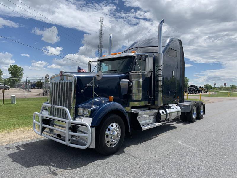 2016 Kenworth W900L For Sale | 72