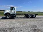 2005 International 7600 - Cab & Chassis
