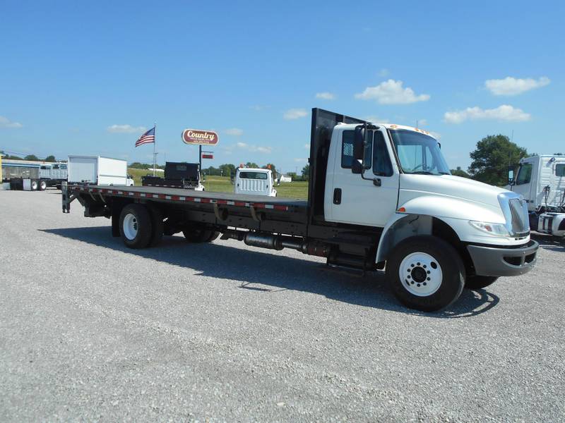 2016 International 4300 (For Sale) | Flatbed | #4182