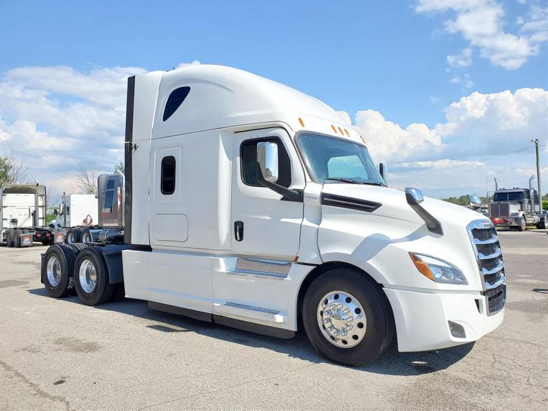 2020 Freightliner Cascadia 116 SLP (For Sale) | 72