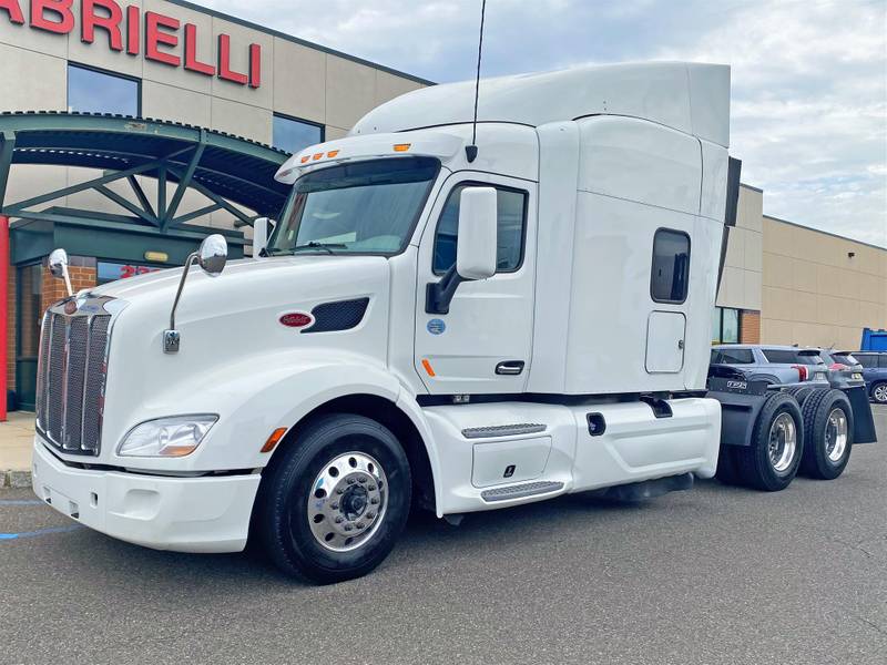 2018 Peterbilt 579 (For Sale) | Mid Roof Sleeper | #UD-1308