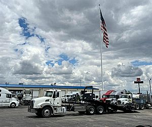 2015 Mack Granite - Rollback