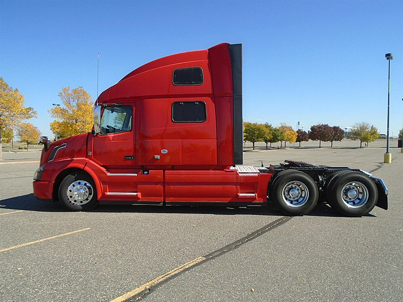 2018 Volvo VNL 780 (For Sale) 77" Sleeper 10VU998510