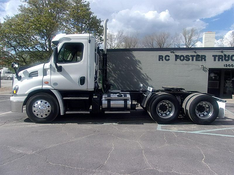 2016 Freightliner Cascadia