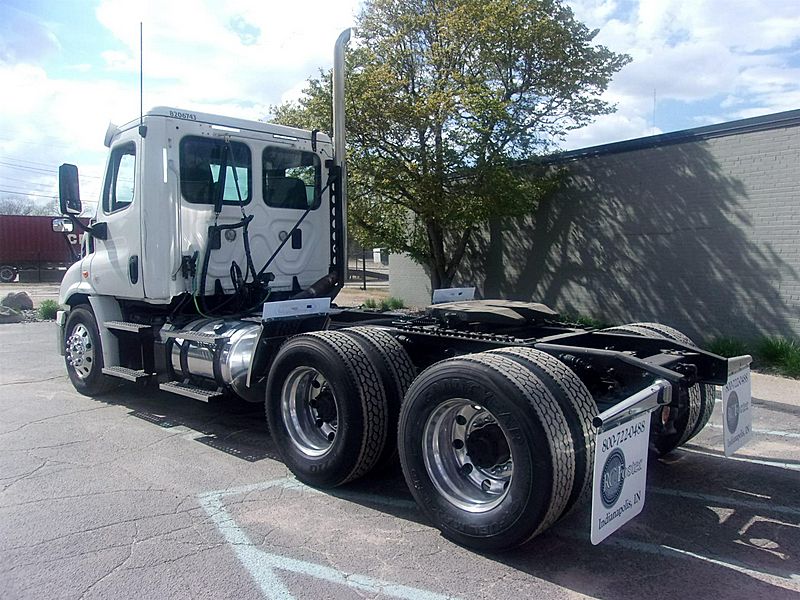 2016 Freightliner Cascadia