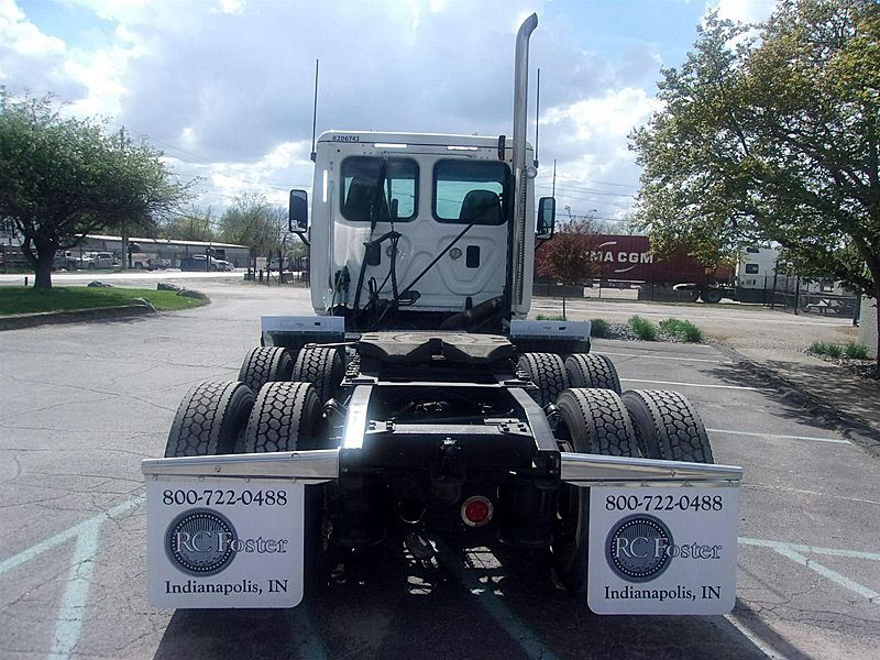 2016 Freightliner Cascadia