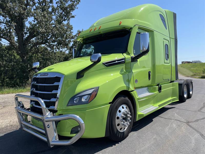 2024 New Freightliner Cascadia For Sale - Gray Nicolle