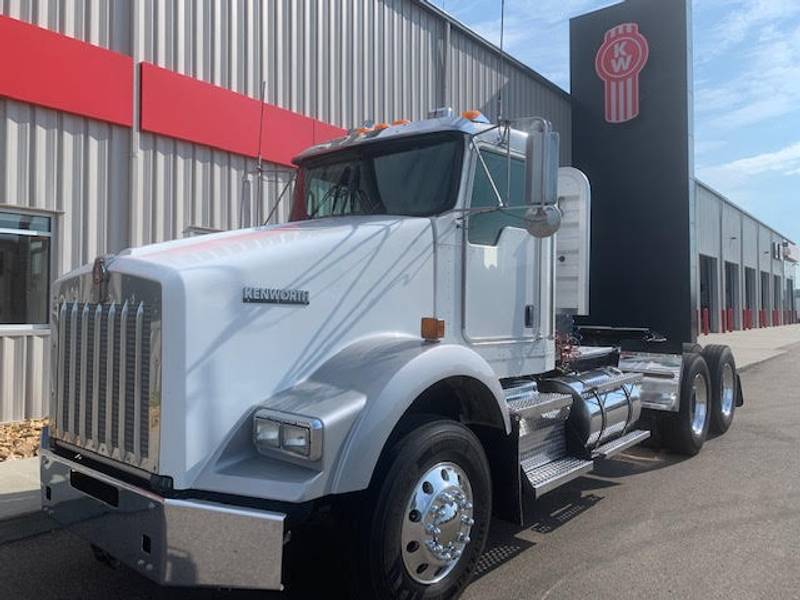 2010 Kenworth T800 (For Sale) | Day Cab | #5193W