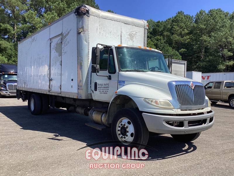 2015 International 4300 26 Ft Box Truck (for Sale) 