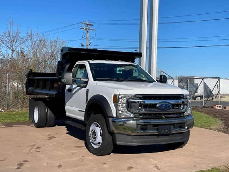 2022 Ford F600