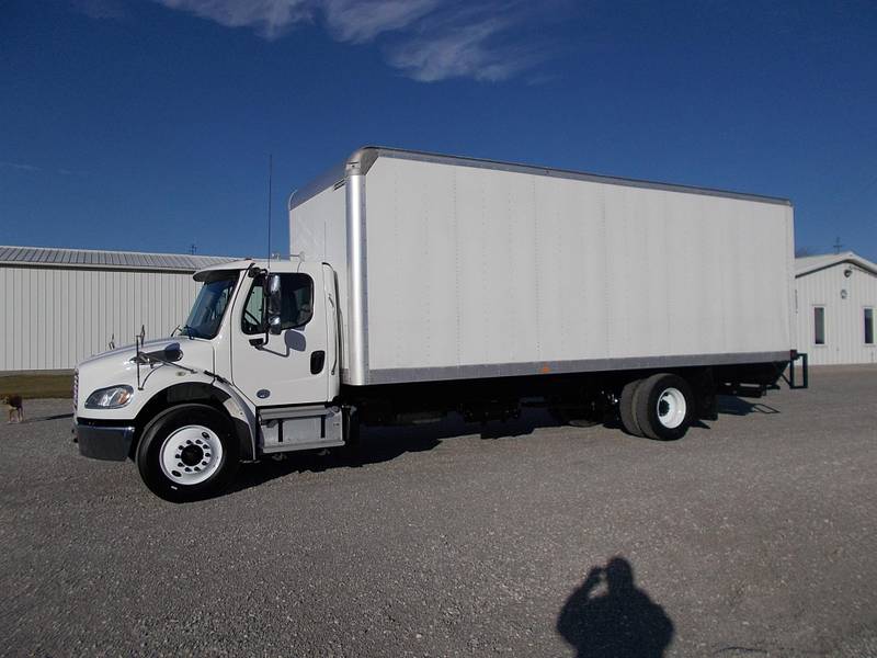 2015 Freightliner M2 (For Sale) | 26' Box | Non CDL | #4194