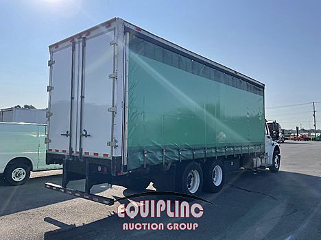 2017 Freightliner M2 26 FT TARP SIDE BOX TRUCK (For Sale) 26' Box