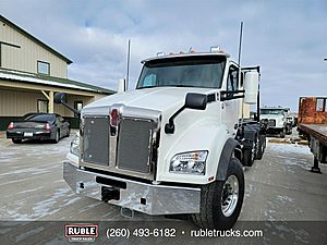 2023 Kenworth T880 - Roll-Off