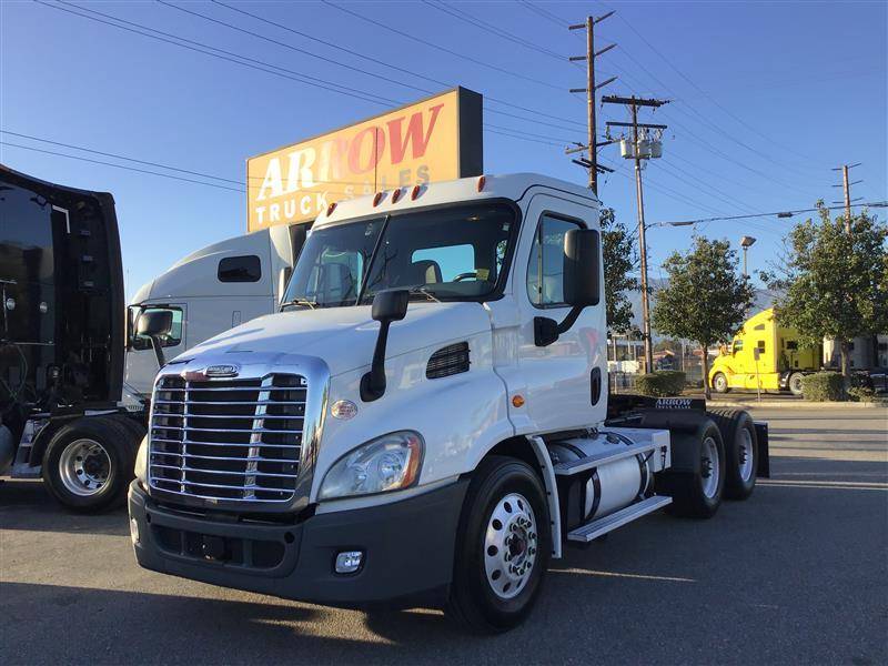 2017 Freightliner CASCADIA For Sale NON Sleeper 256384   2017 Freightliner Cascadia.1 