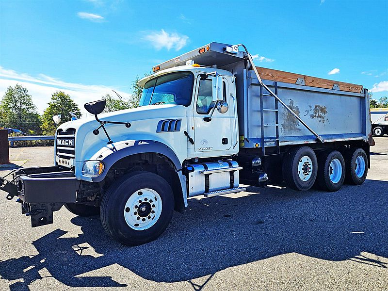 2014 Mack Granite GU713 (For Sale) Dump Truck UD1338