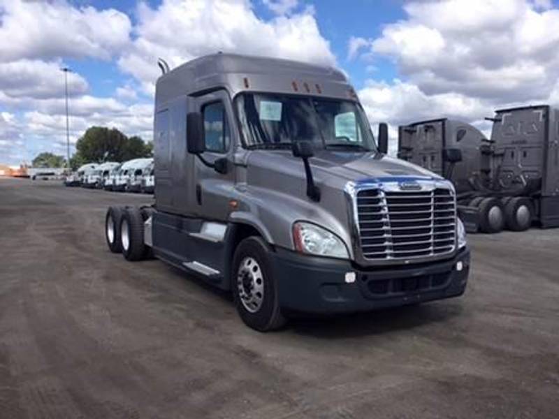 2017 Freightliner Cascadia (For Sale) | 72