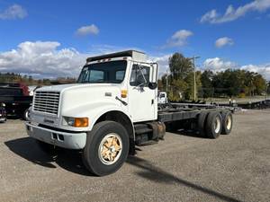 1996 International 4900 - Cab & Chassis