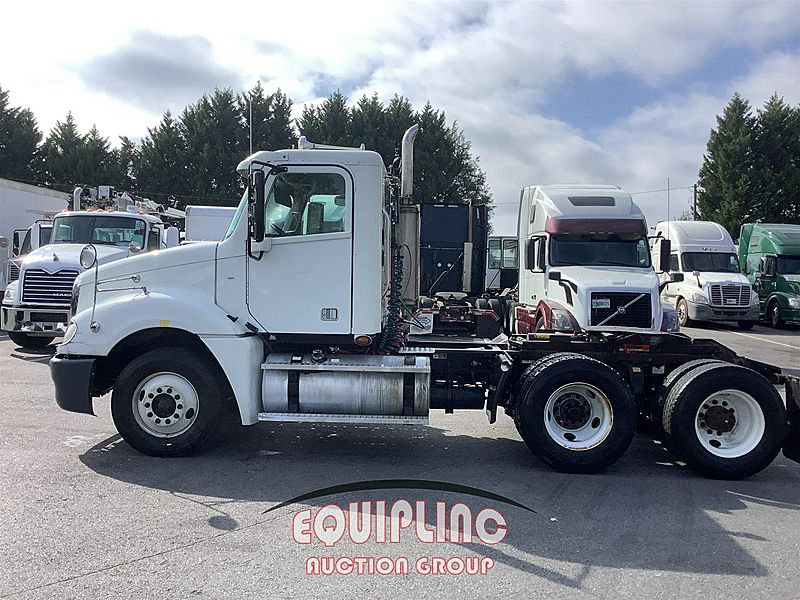 2014 Freightliner Columbia Glider (For Sale) Day Cab With Video 