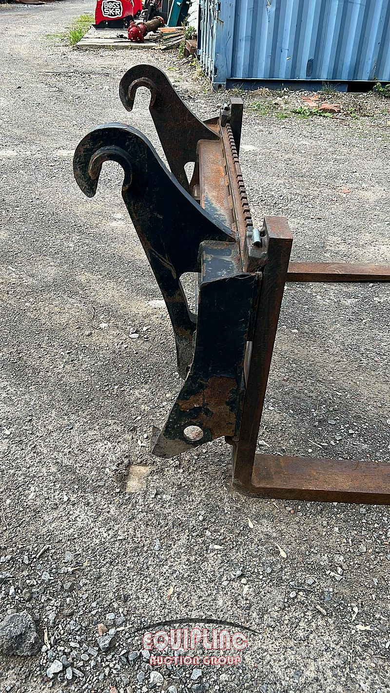 LOADER FORKS (For Sale) Misc Equipment TKFORKS2