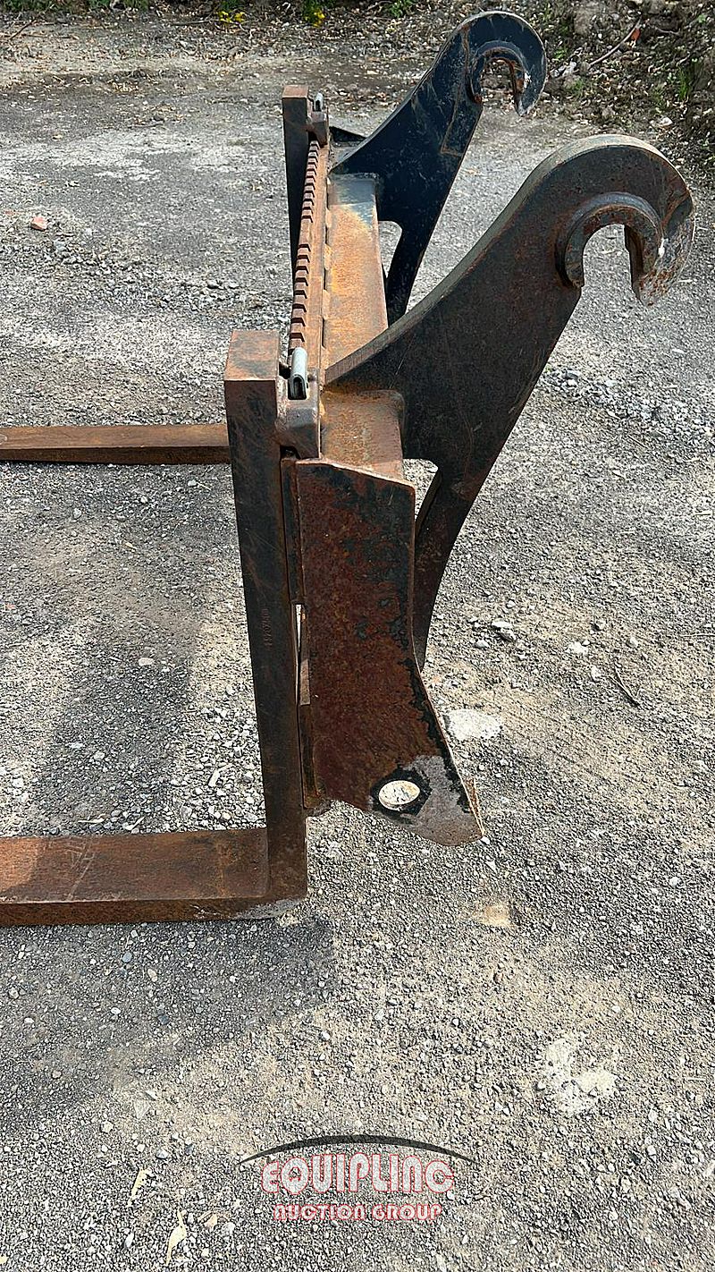 LOADER FORKS (For Sale) Misc Equipment TKFORKS2