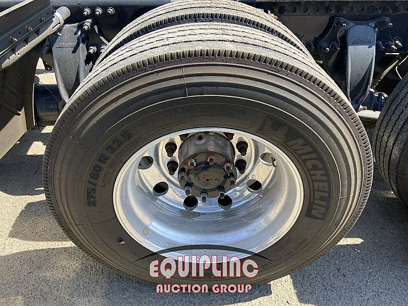2017 Freightliner Cascadia 125