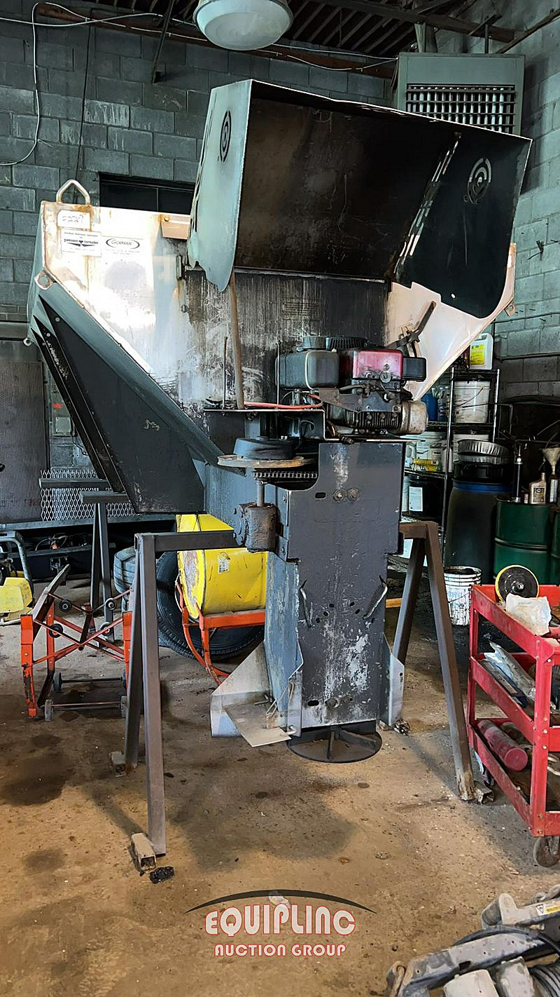 SWENSON SALT SPREADER (For Sale) Misc Equipment TKSWE229