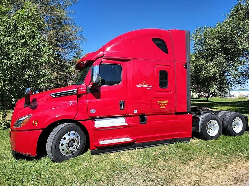 2021 Freightliner Cascadia 126 (For Sale) 72" Sleeper MSMR0194