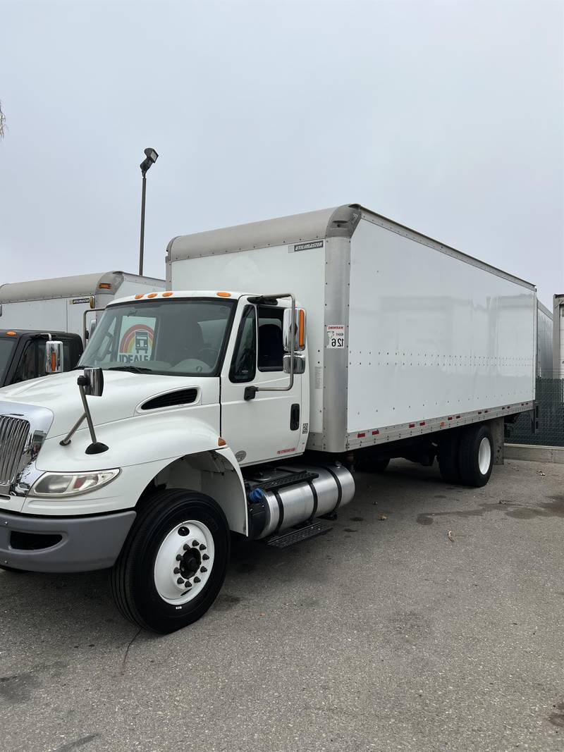 2015 International 4300 (For Sale) | 24' Box | #GH216718